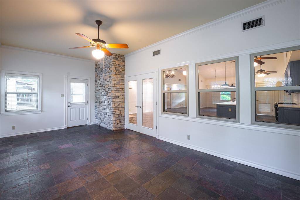 Paris, TX 75460,525 SE 31st Street
