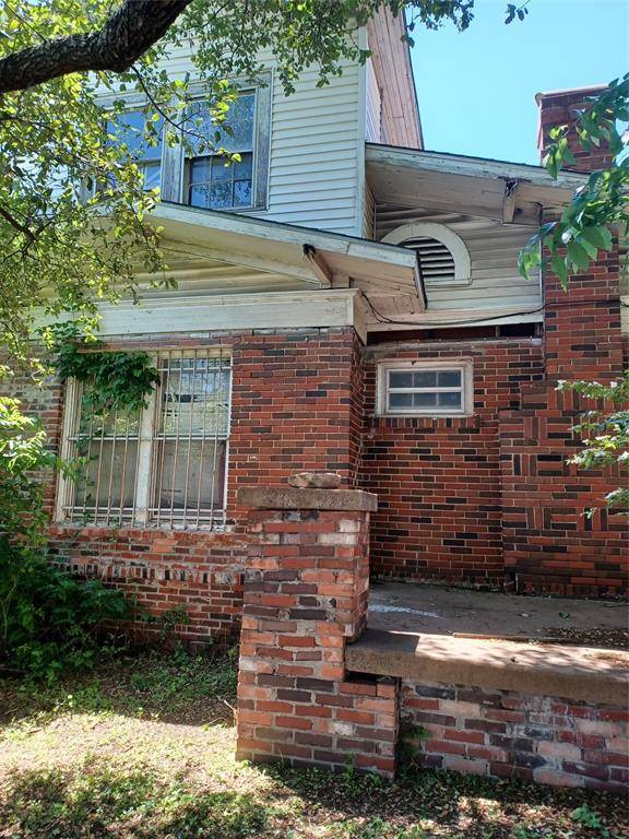 Fort Worth, TX 76104,860 E Mulkey Street