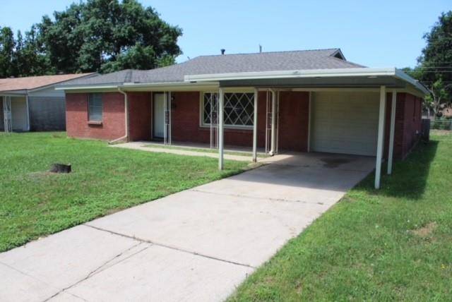 3905 Shawnee Trail, Lake Worth, TX 76135