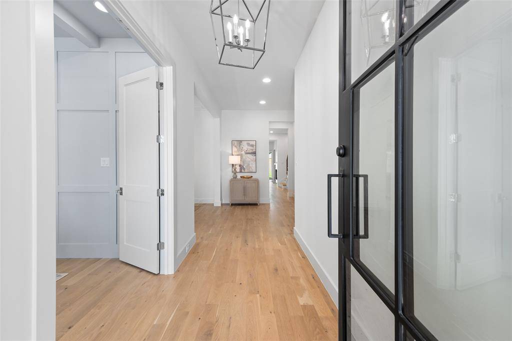 Dallas, TX 75209,7523 Robin Road