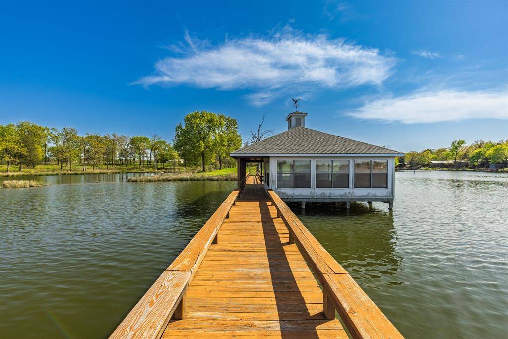 1285 County Road 1540, Alba, TX 75410