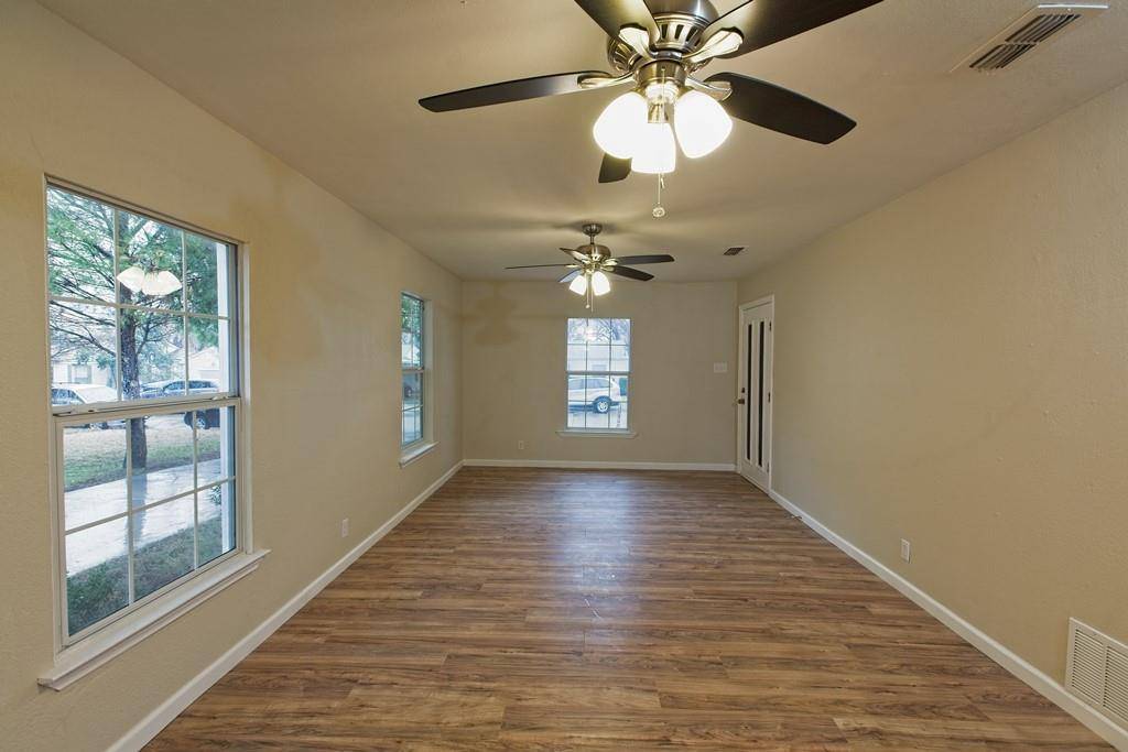 Plano, TX 75074,1613 M Place
