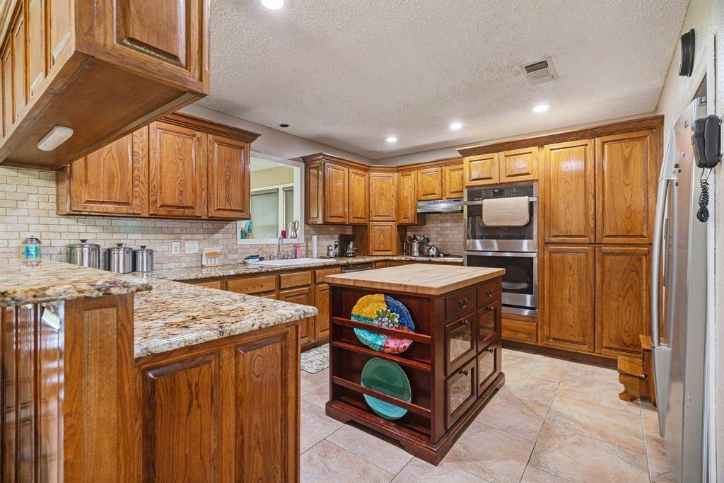 Sumner, TX 75486,6951 Farm Road 1499