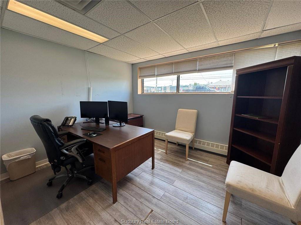 Sudbury, ON P3A 2A4,1894 LASALLE BLVD #3