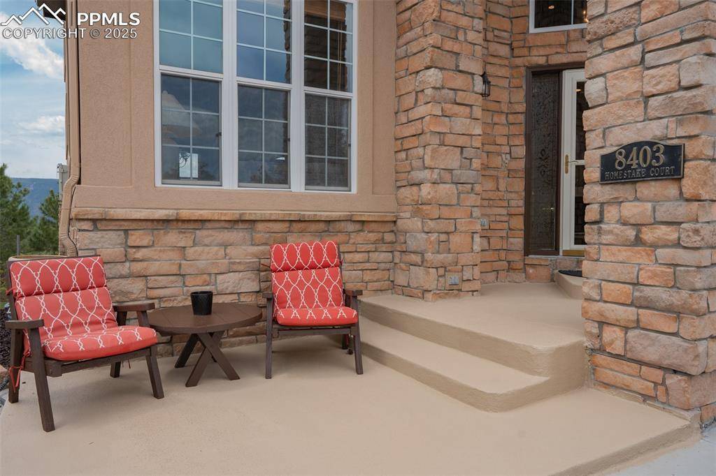 Larkspur, CO 80118,8403 Homestake CT