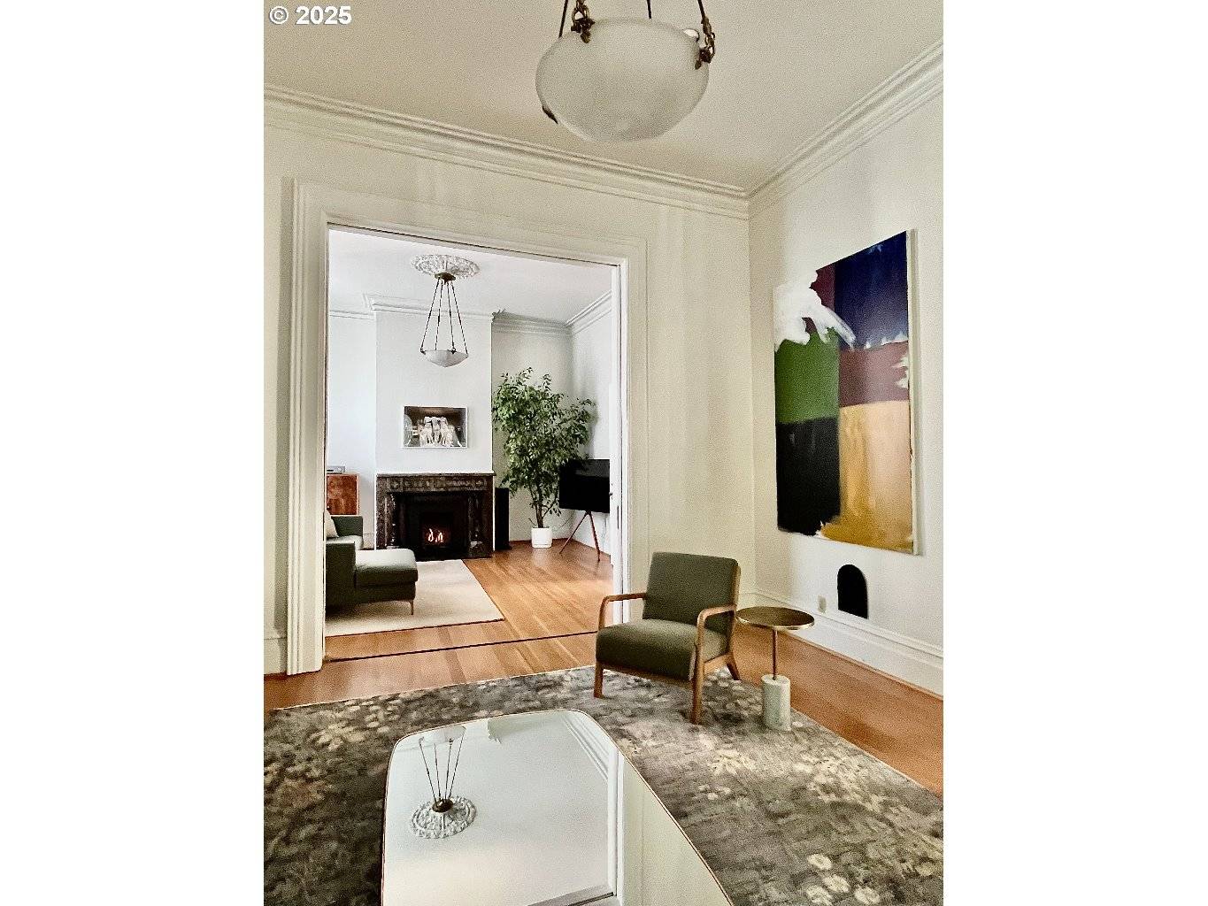 Portland, OR 97210,2134 NW HOYT ST
