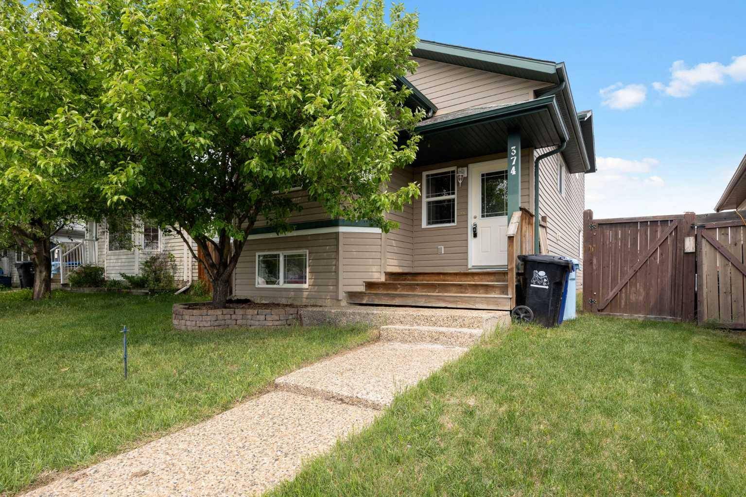 374 PLAMONDON DR, Fort Mcmurray, AB T9K 0A7