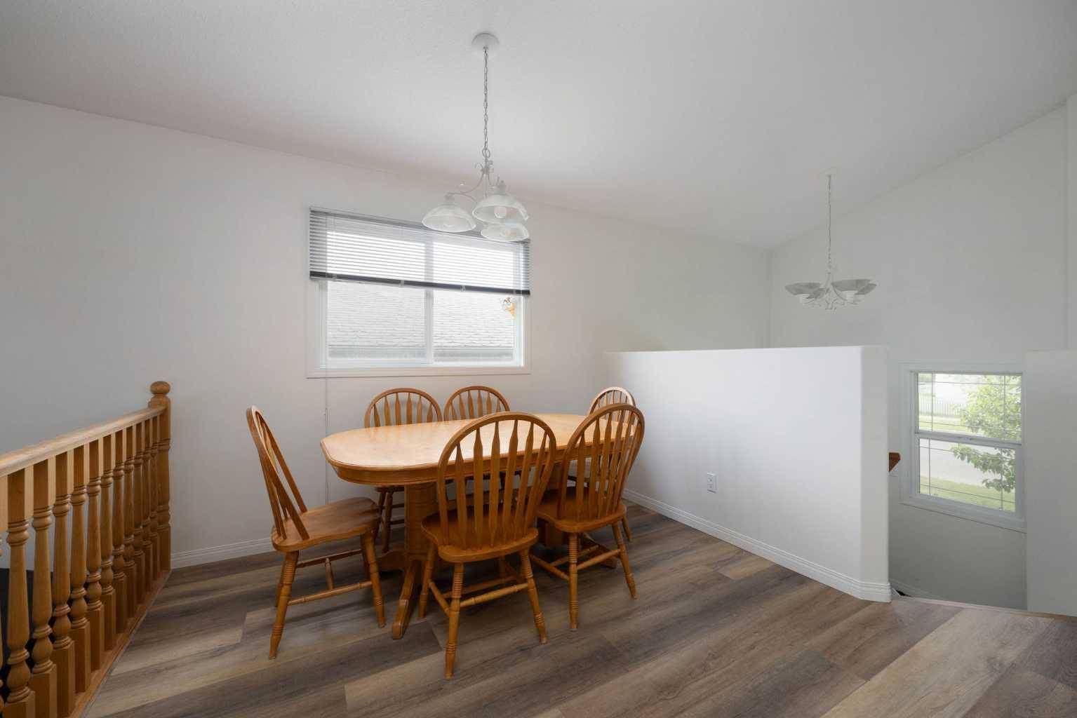 Fort Mcmurray, AB T9K 0A7,374 PLAMONDON DR