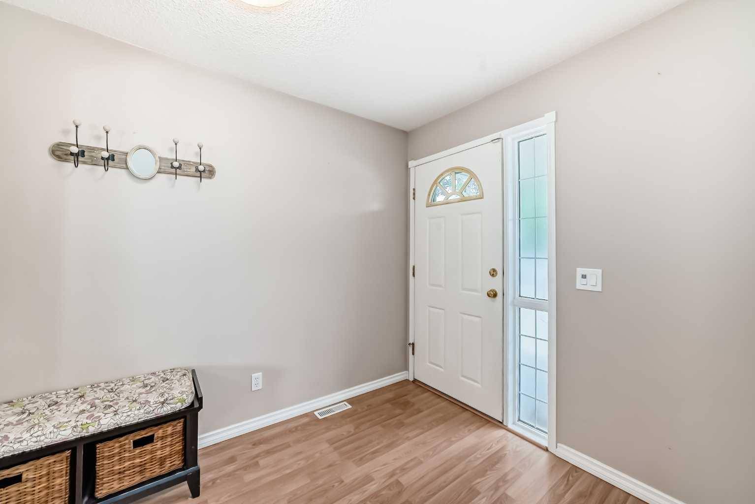 Calgary, AB T3K 4J9,46 Coverdale WAY Northeast