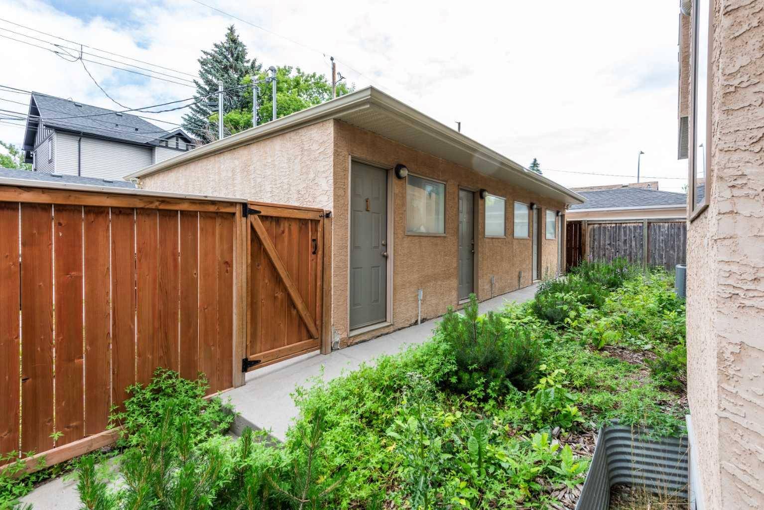 Calgary, AB T2E 1E3,312 14 AVE Northeast #3