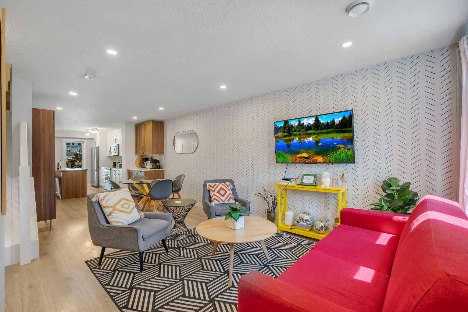 Calgary, AB T3M 2W9,19500 37 ST Southeast #312