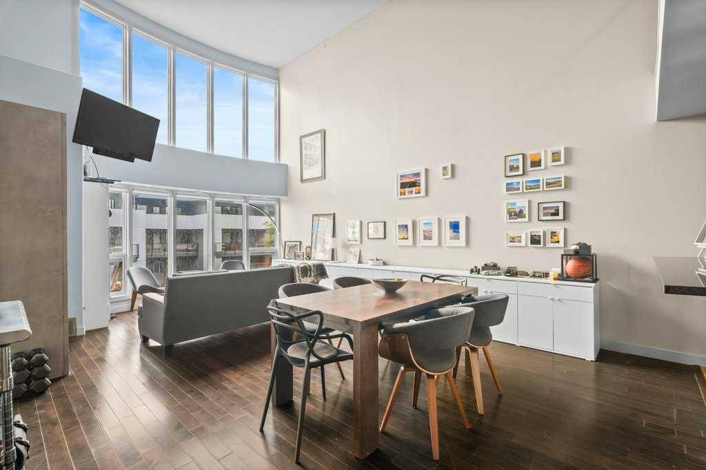 Calgary, AB T2S 0E1,317 19 AVE Southwest #405