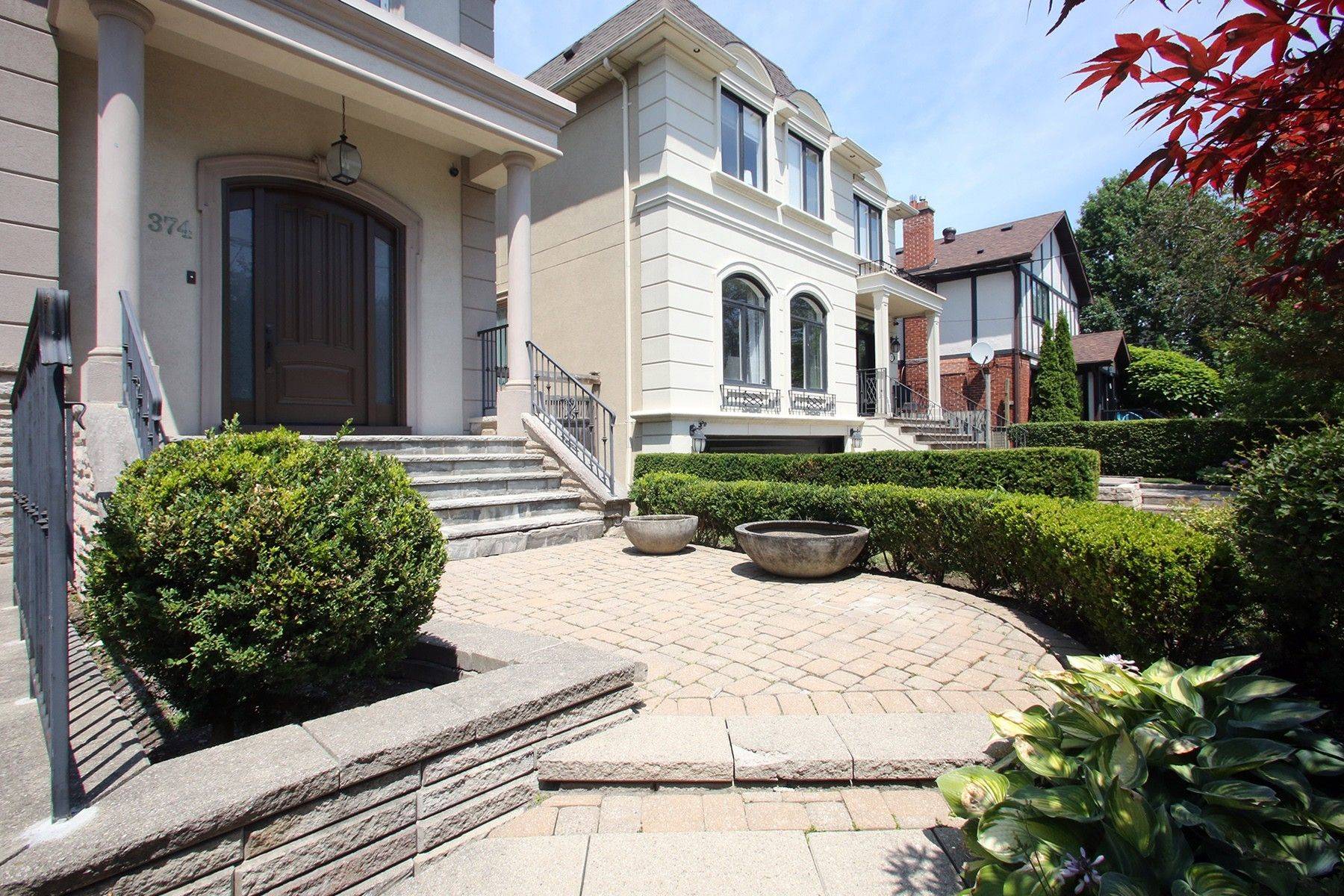 Toronto C04, ON M5M 1E8,374 Glengarry AVE