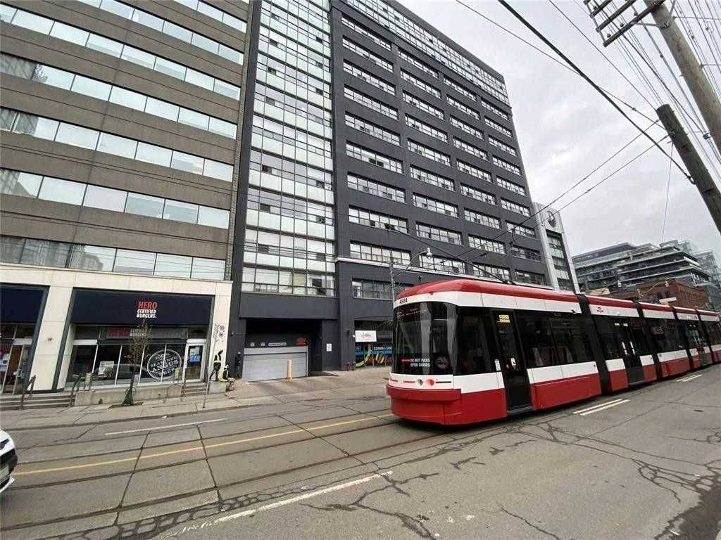 700 King ST W #519, Toronto C01, ON M5V 2Y6