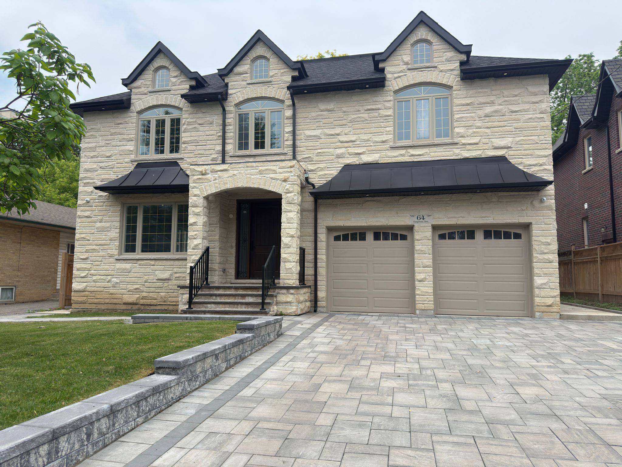 64 Empress AVE, Toronto C14, ON M2N 3T4