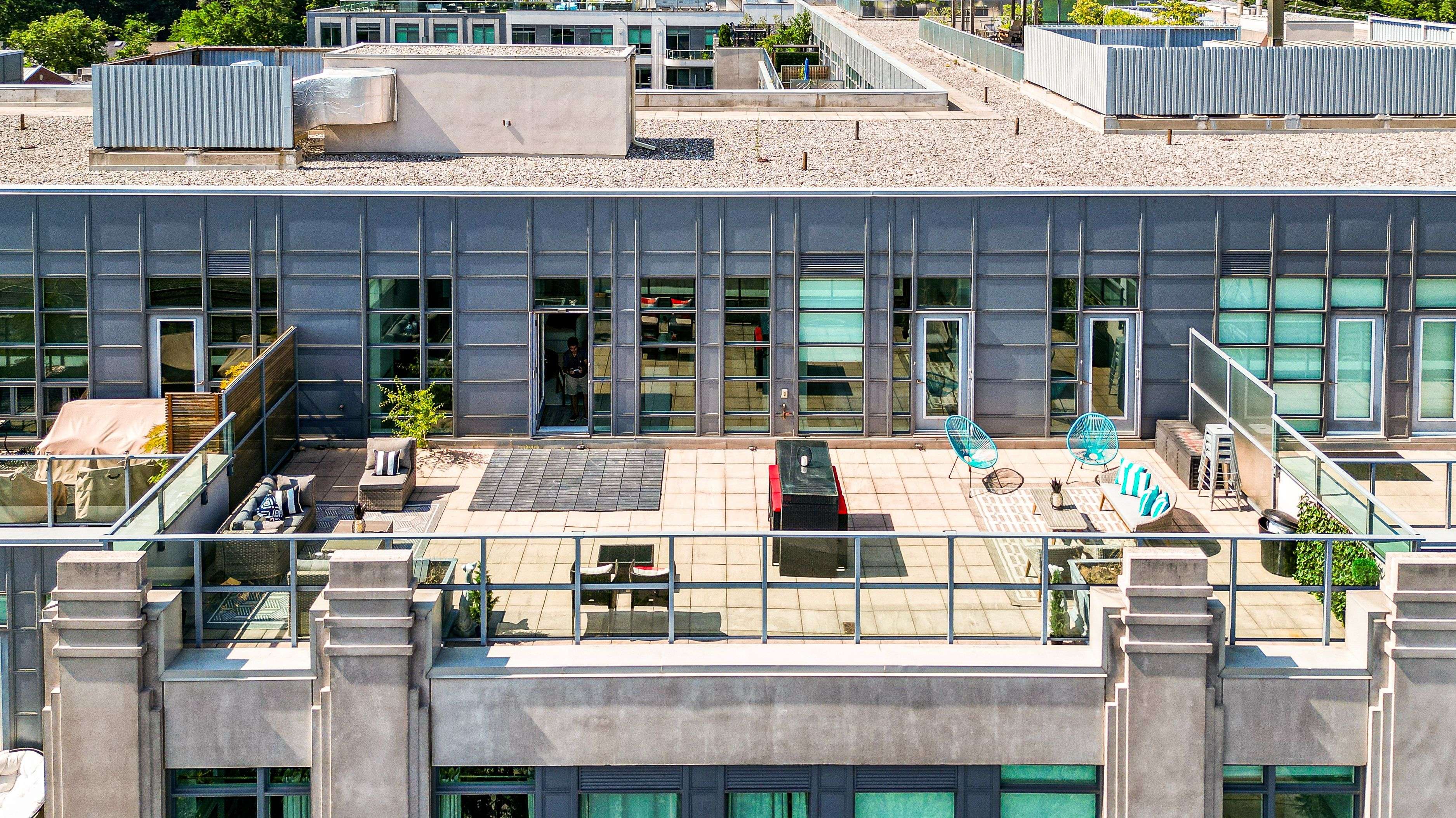 380 Macpherson AVE #615, Toronto C02, ON M4V 3E3