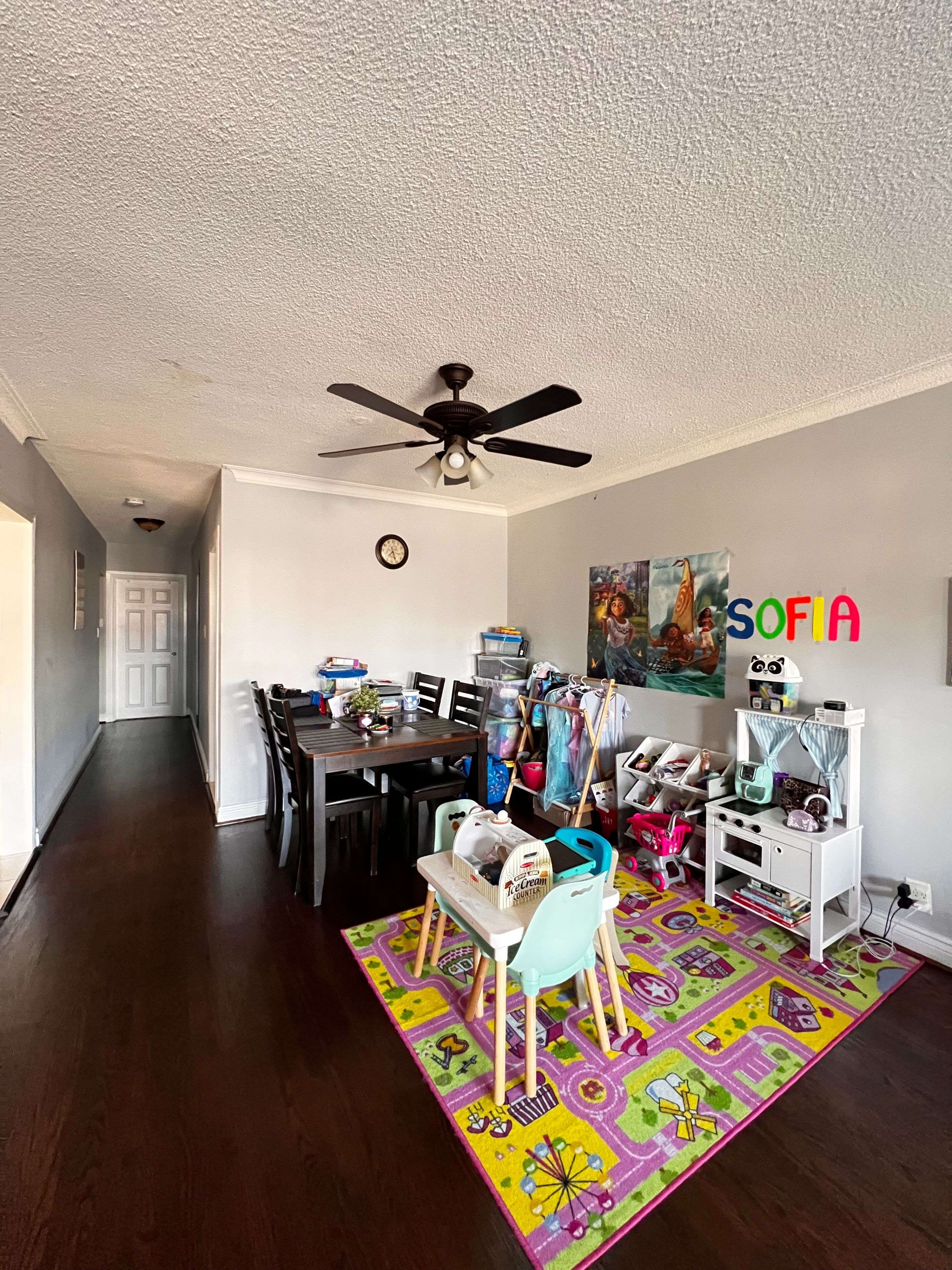 Toronto C06, ON M3H 4P9,152 Overbrook PL #3