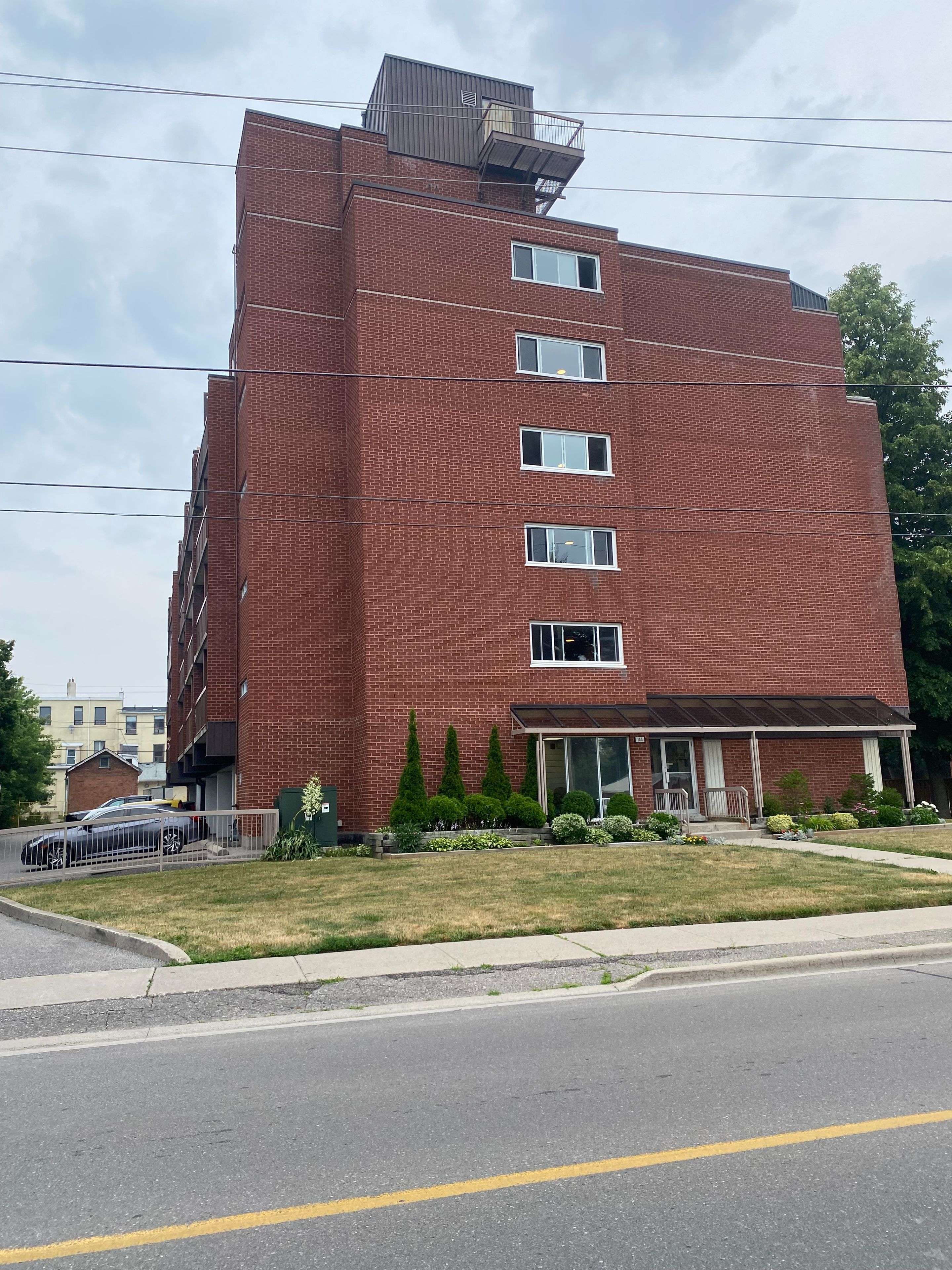144 Queen ST #503, Clarington, ON L1C 1M9