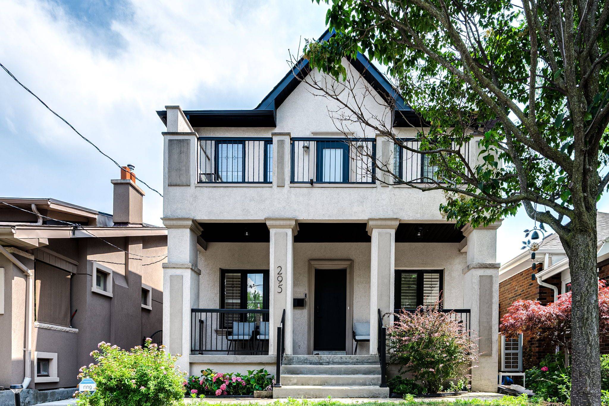 295 Strathmore BLVD, Toronto E03, ON M4J 1P9