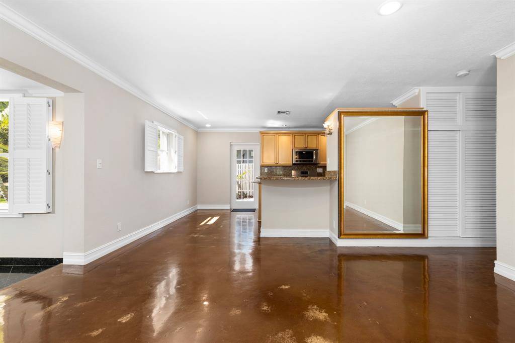 Wilton Manors, FL 33334,1001 NE 27th Dr