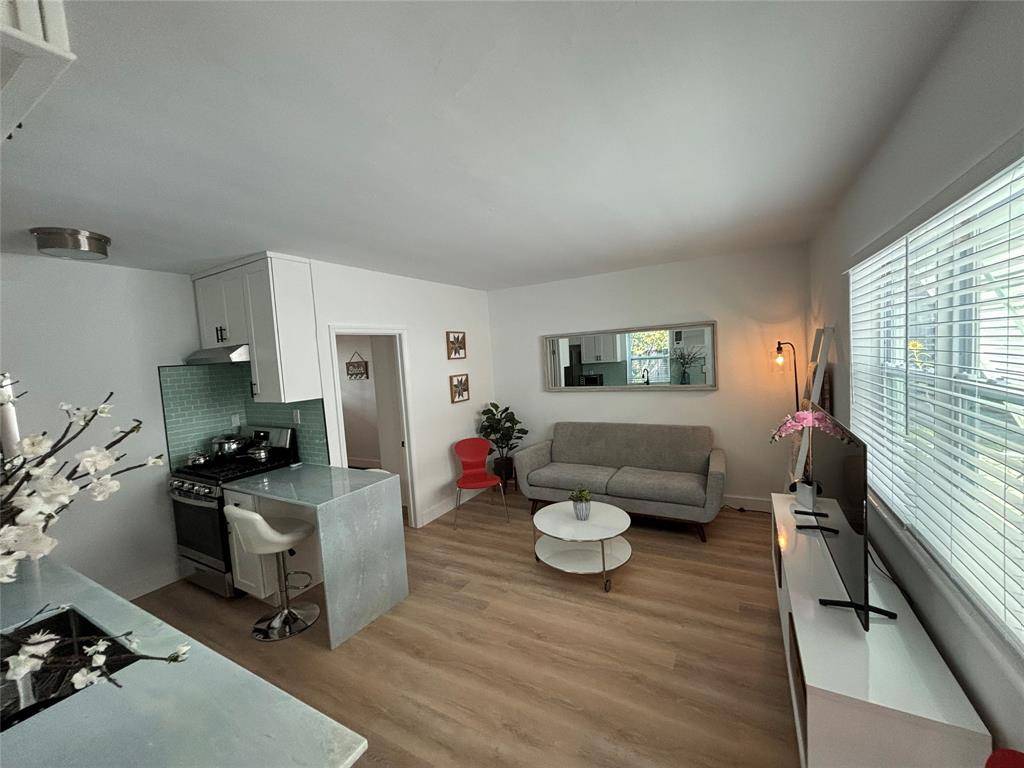 1315 SE 2nd St #REAR WEST, Fort Lauderdale, FL 33301