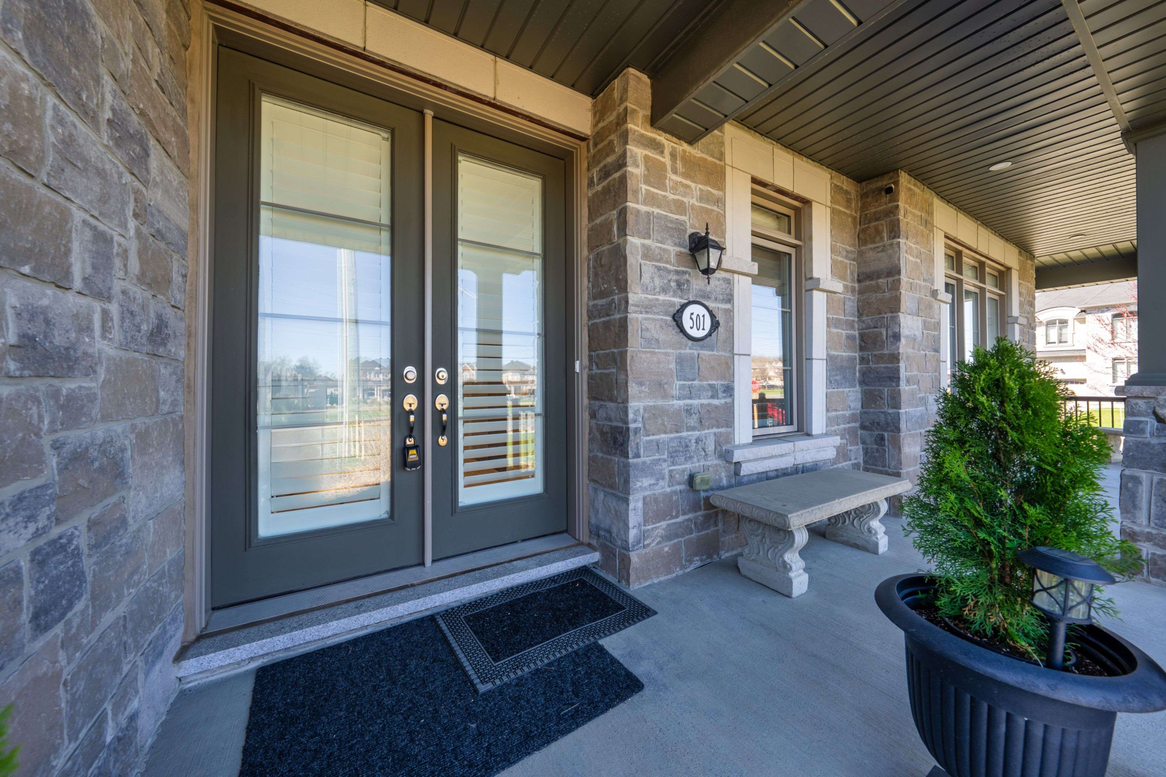 Newmarket, ON L3X 0H7,501 Mcgregor Farm TRL