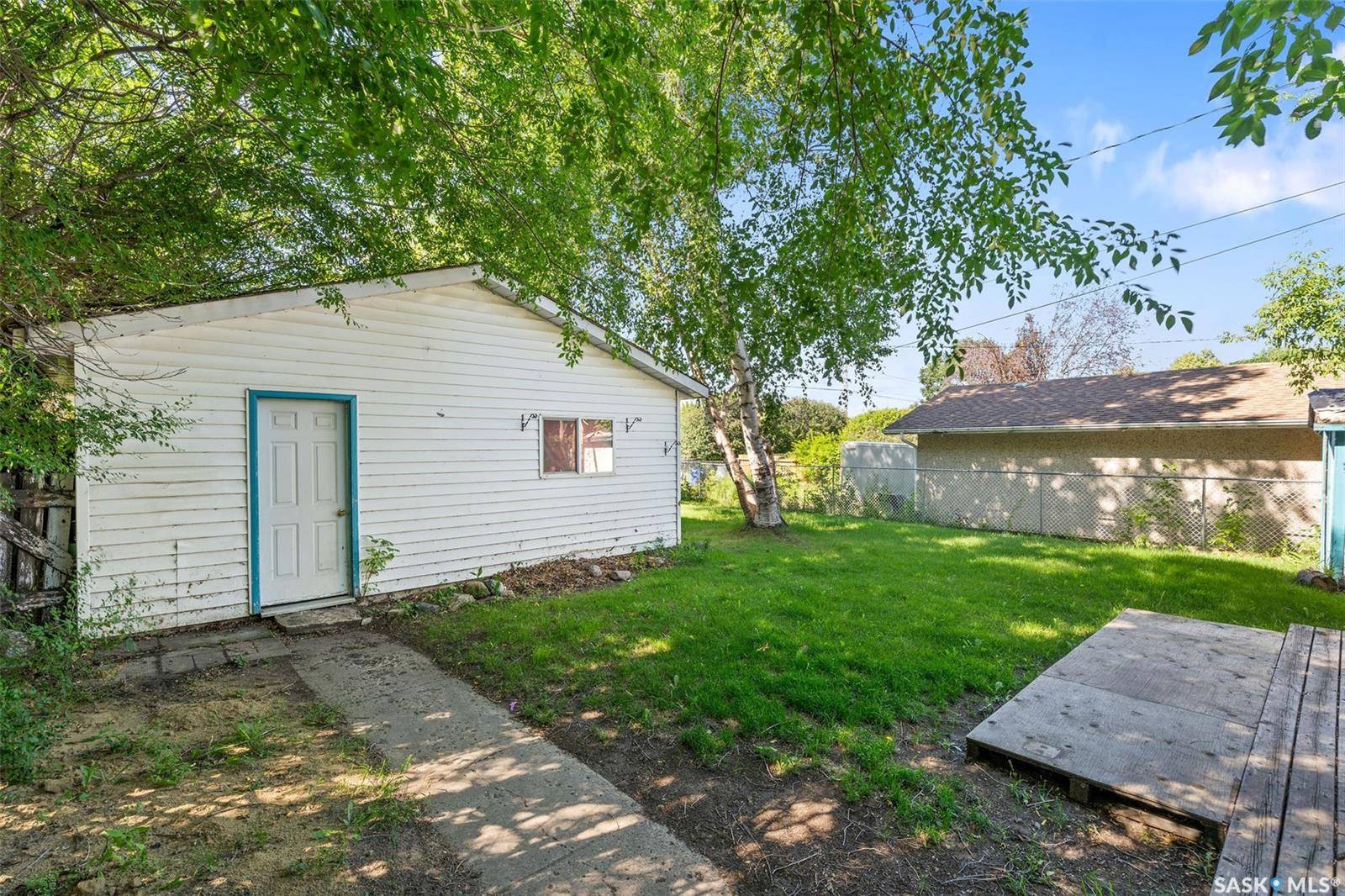 Prince Albert, SK S6V 1Z5,447 30th STREET E