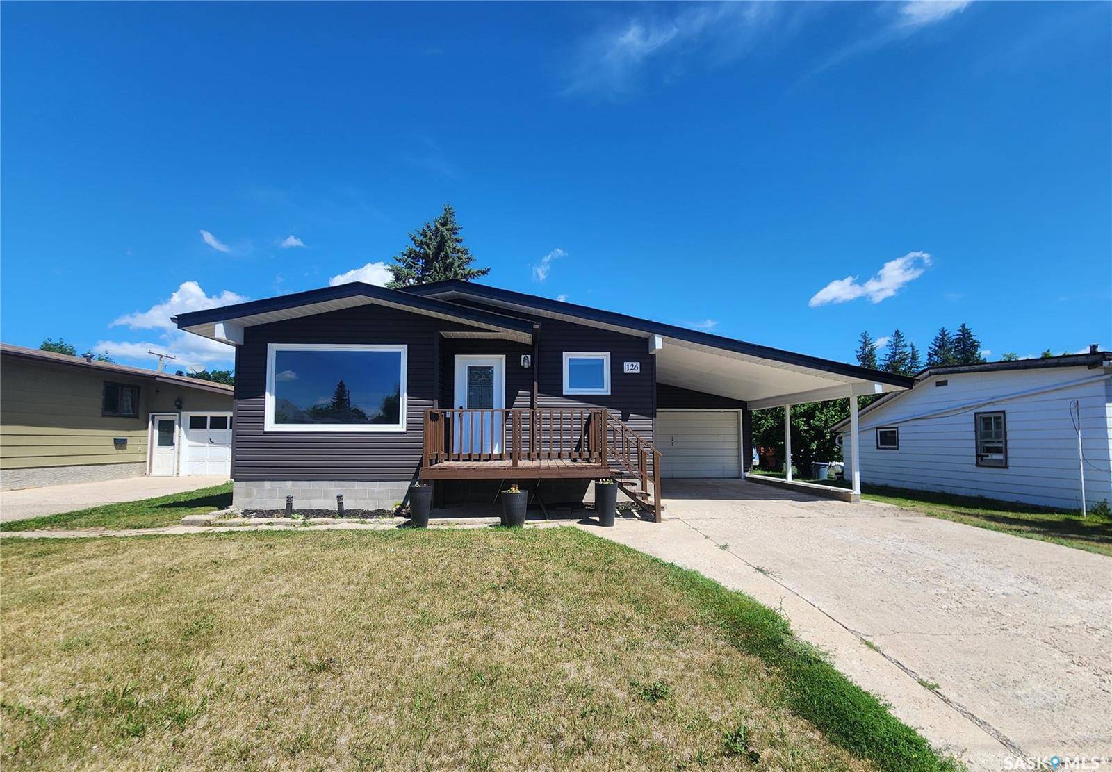 126 11th AVENUE W, Melville, SK S0A 2P0