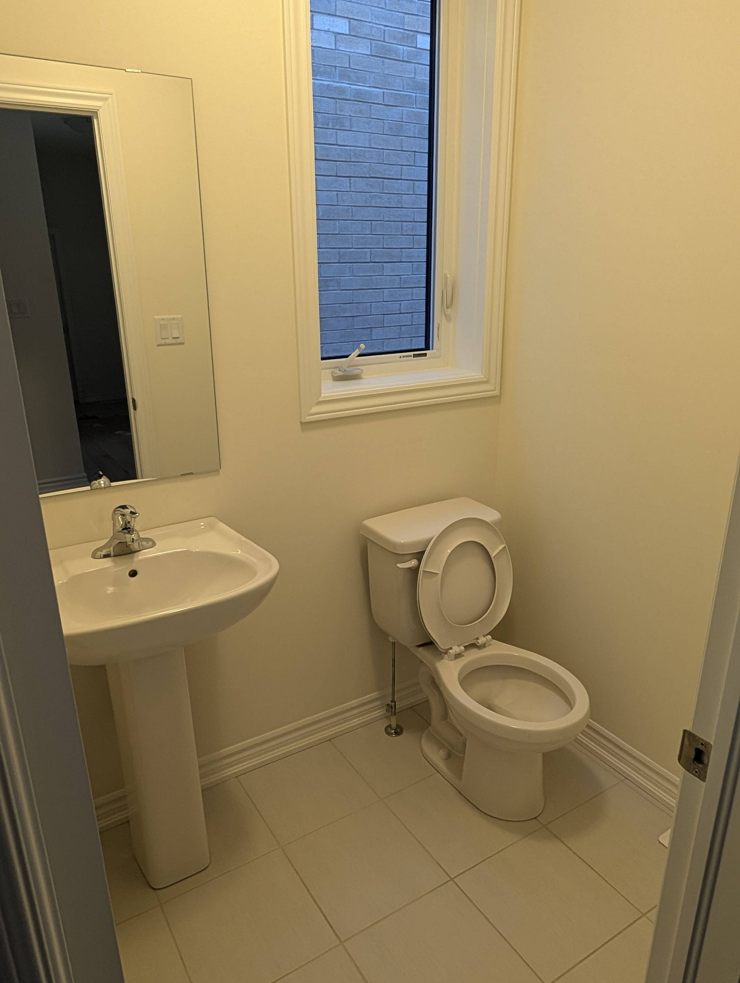 Brampton, ON L7A 0B8,47 Arnold CIR