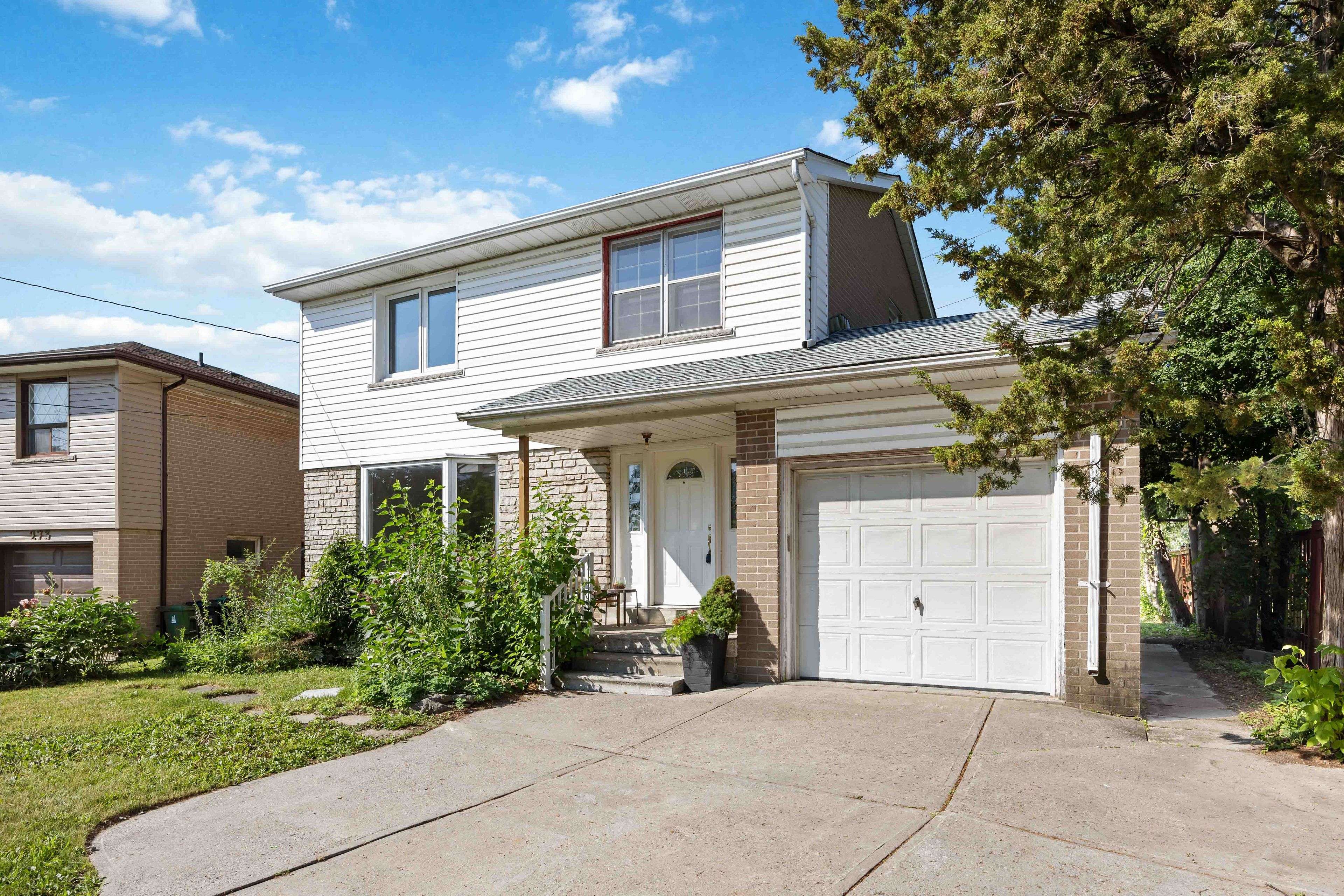 Toronto W10, ON M9W 3E4,275 Jeffcoat DR