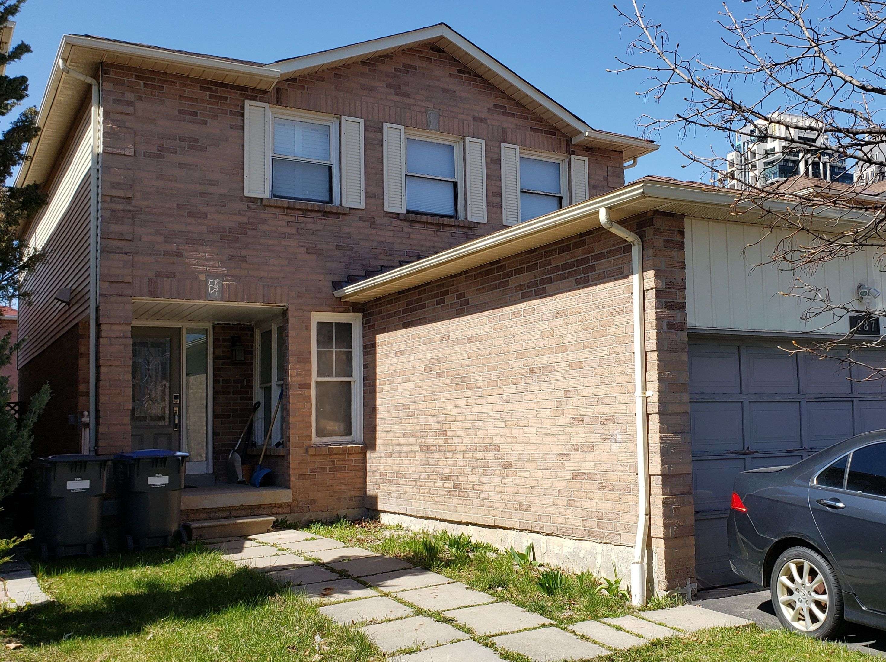 Mississauga, ON L5B 3M2,487 Wallenberg CRES
