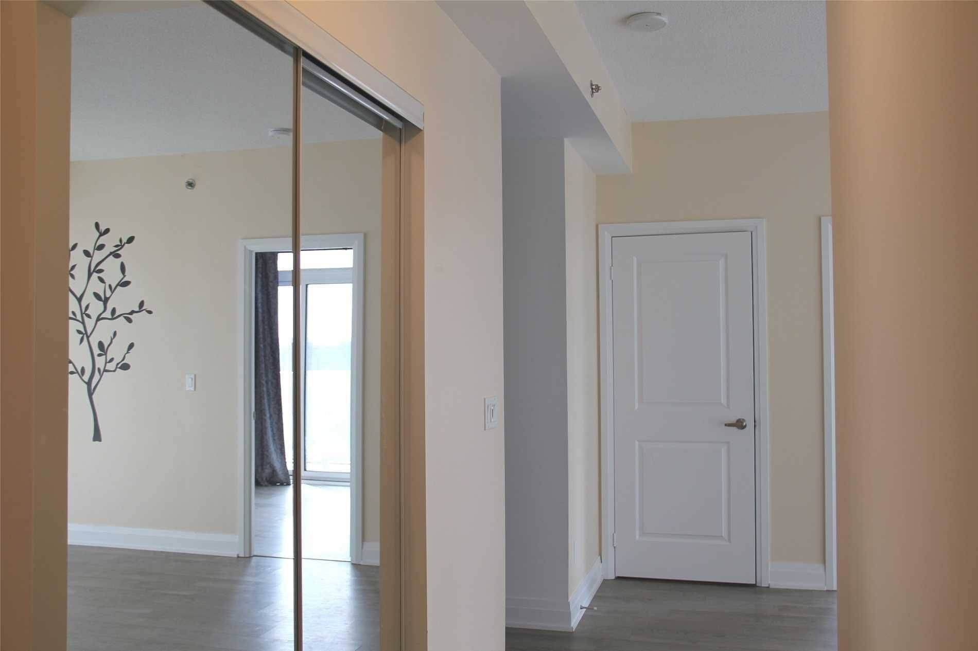 Oakville, ON L6K 0H9,55 Speers RD #1112