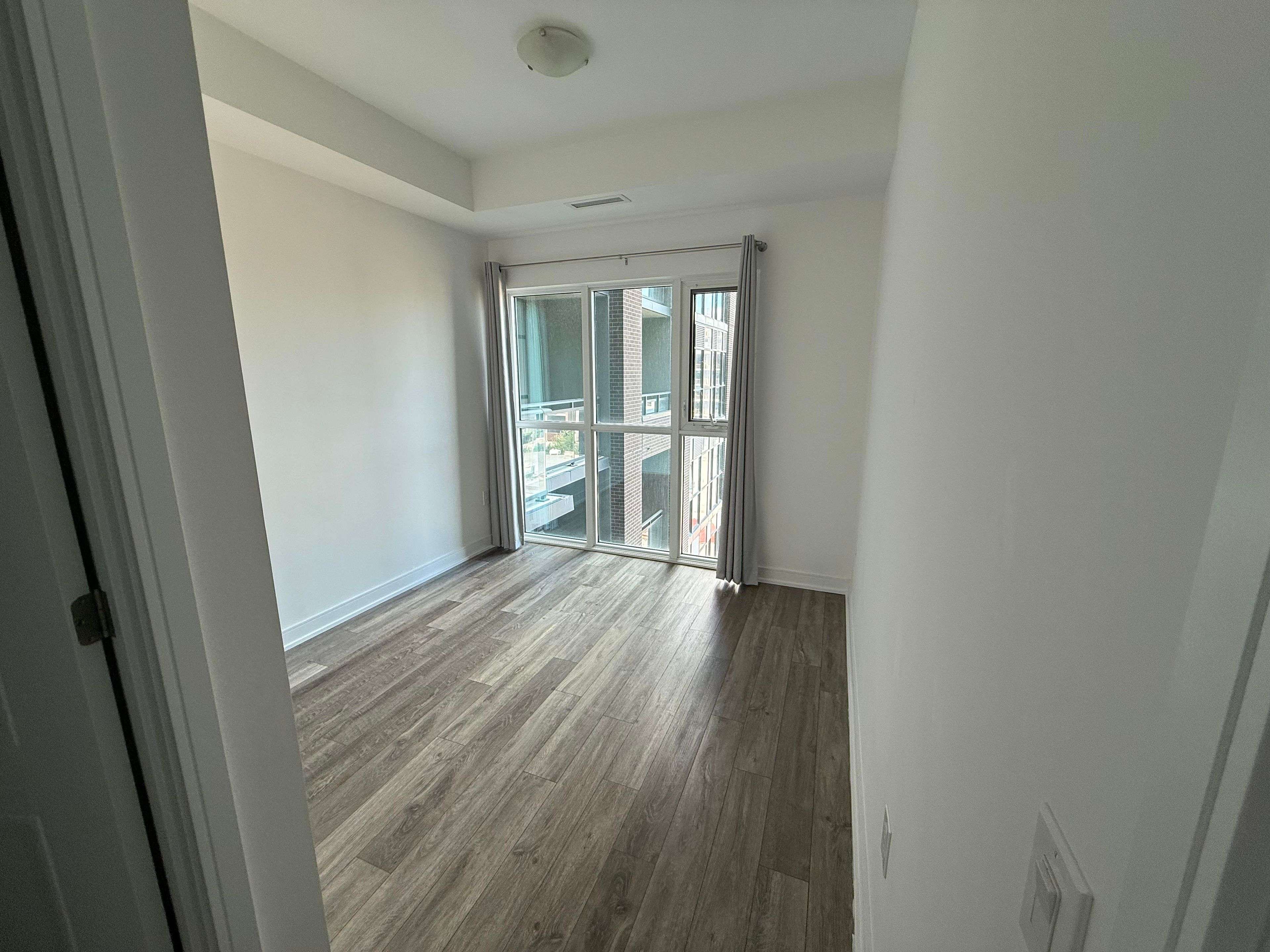 Toronto W07, ON M8Y 0C4,25 Neighbourhood LN #501