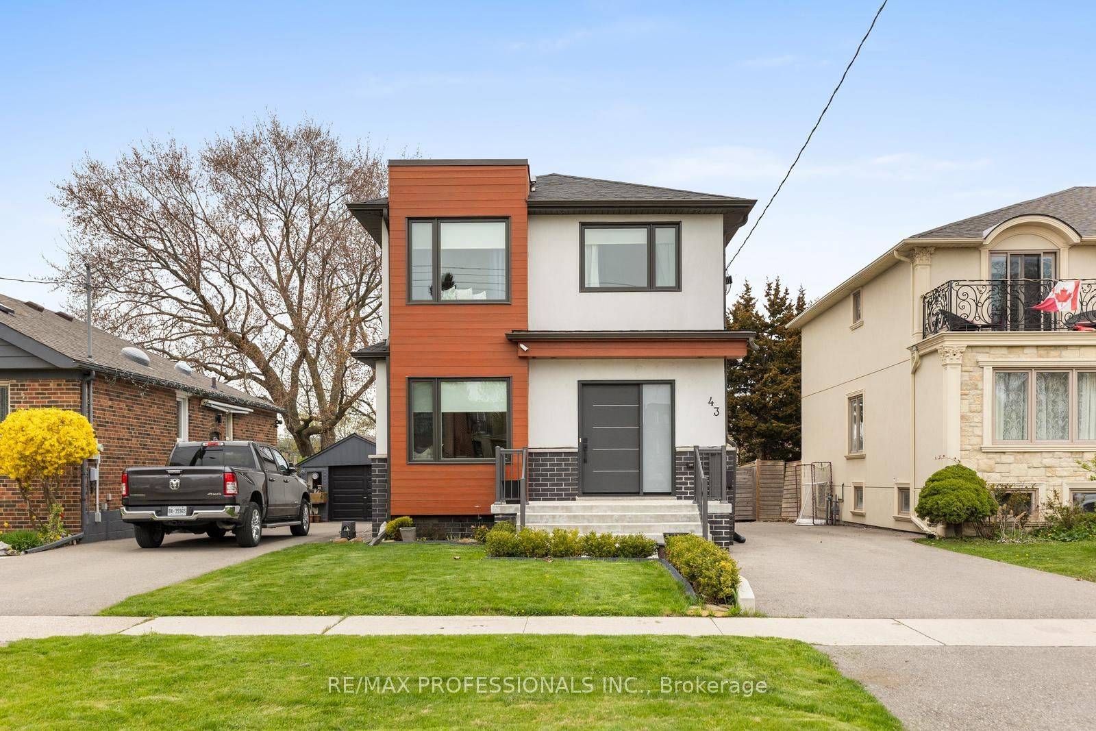 Toronto W06, ON M8W 4A5,43 Bellman AVE