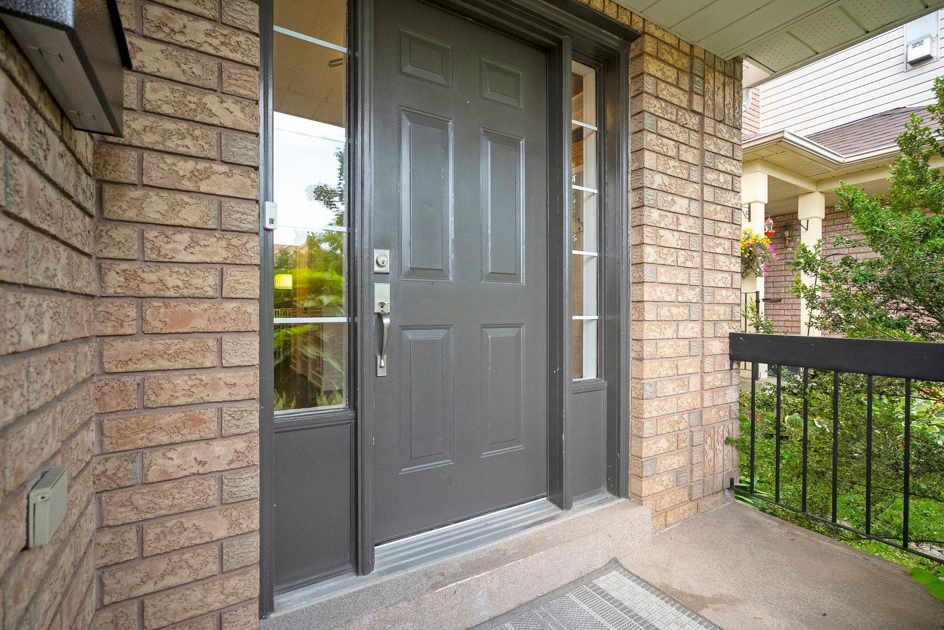 Hamilton, ON L0R 2H6,132 Harnesworth CRES