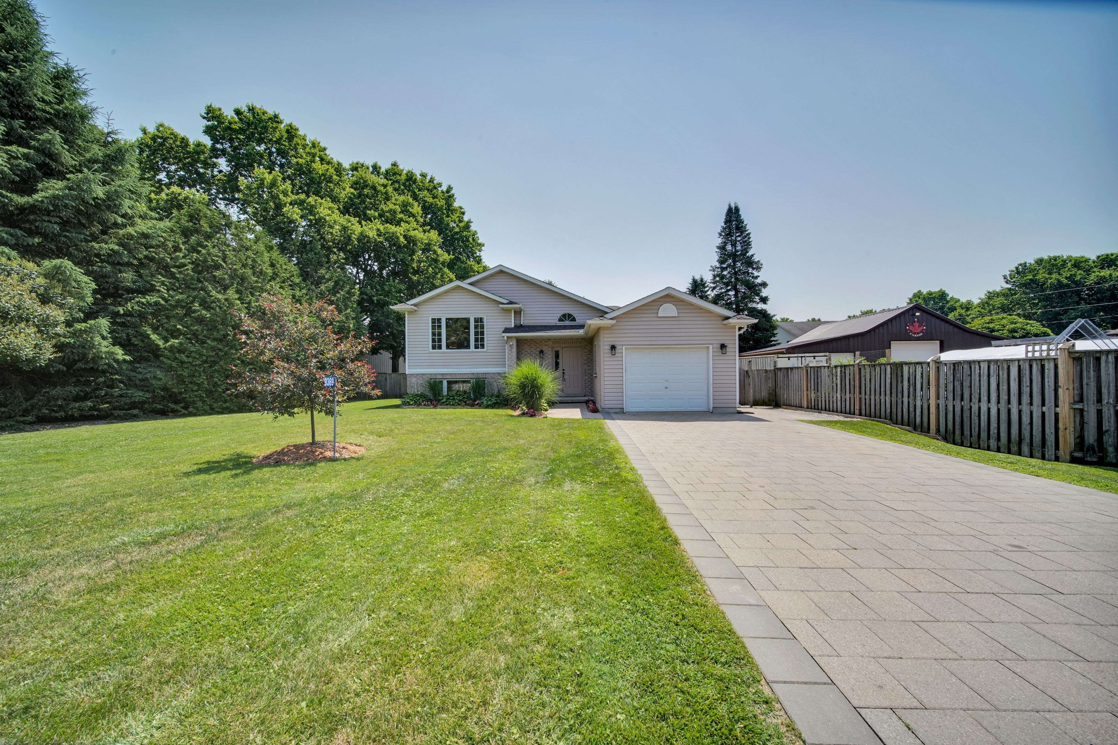 9369 Birmingham ST,  Middlesex Centre,  ON N0L 1E0