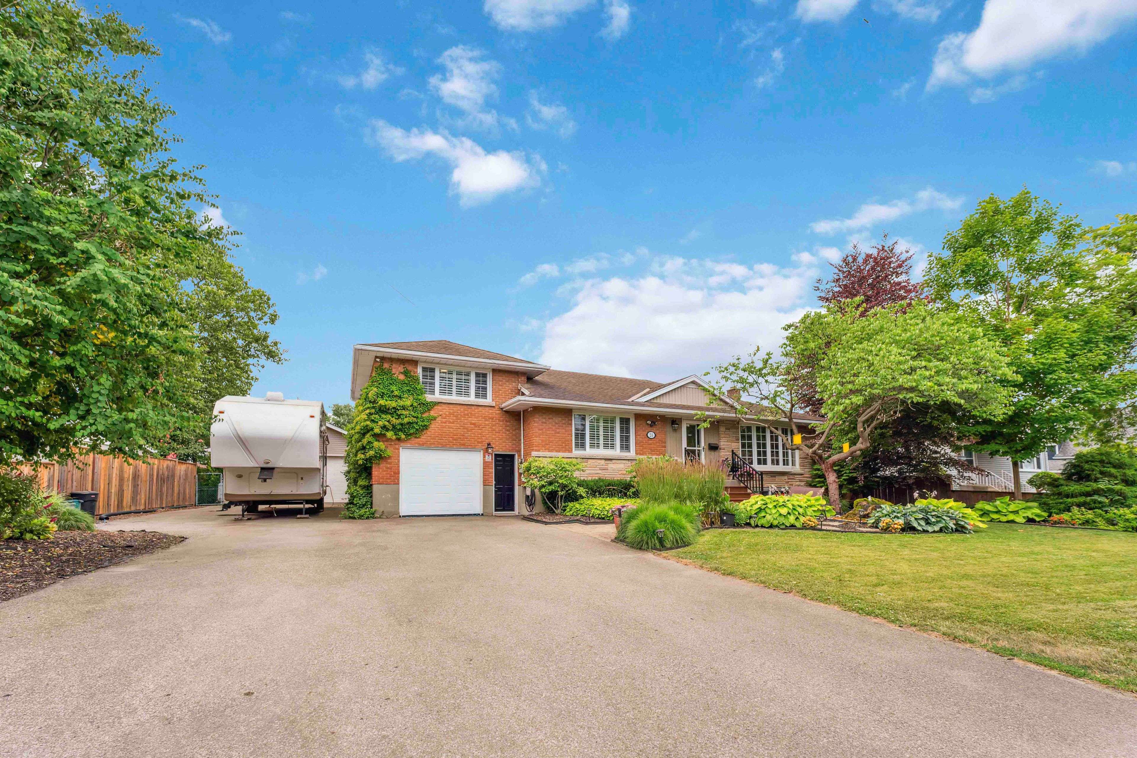 24 Northdale DR, St. Catharines, ON L2M 3N7