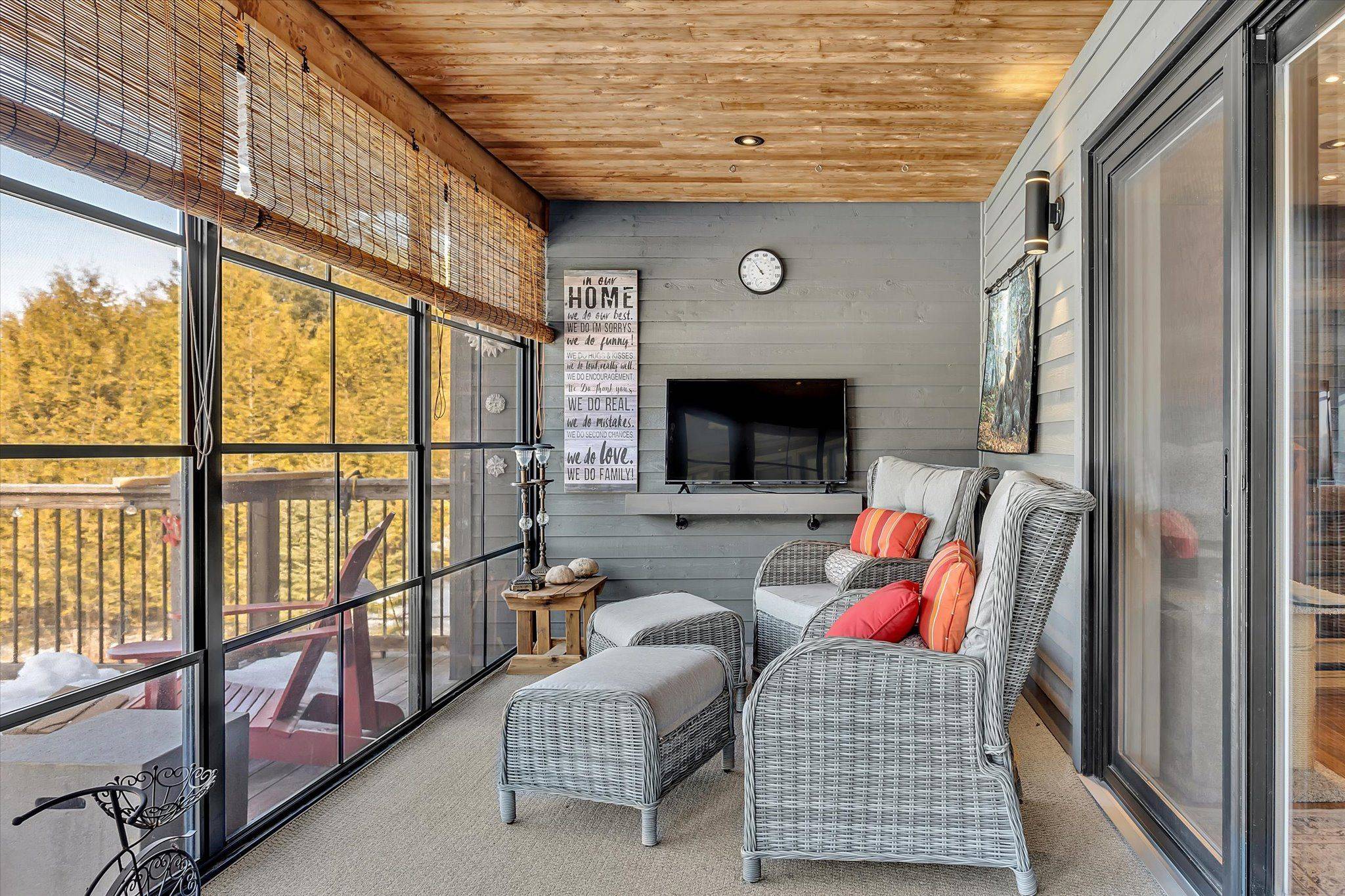 487 Fairbairn RD, Kawartha Lakes, ON K0M 1A0