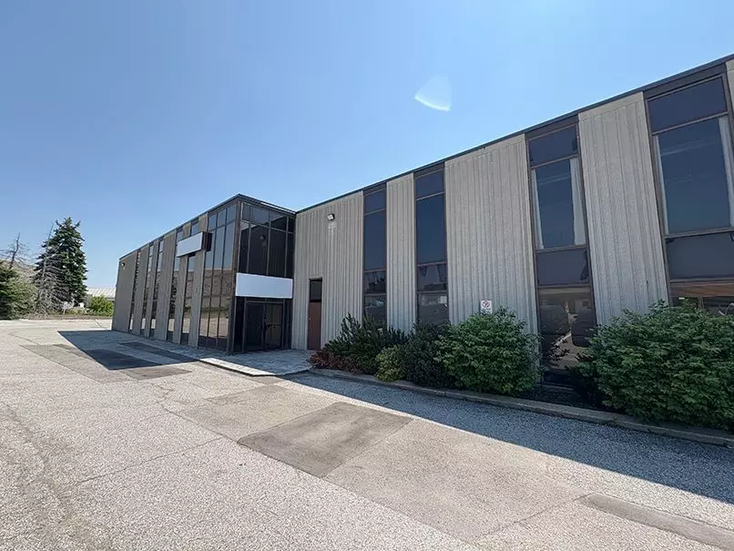 Richmond Hill, ON L4B 1C6,145 West Beaver Creek RD #3