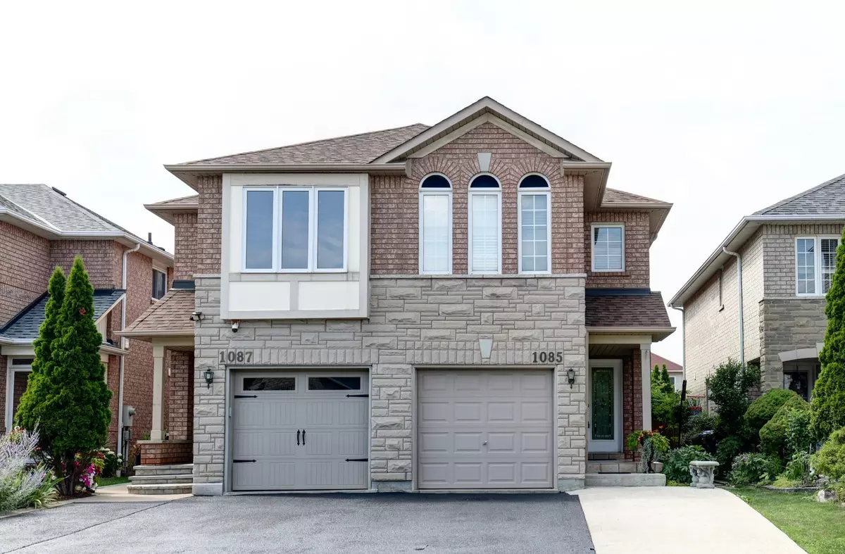 Mississauga, ON L5V 2N5,1085 Foxglove PL