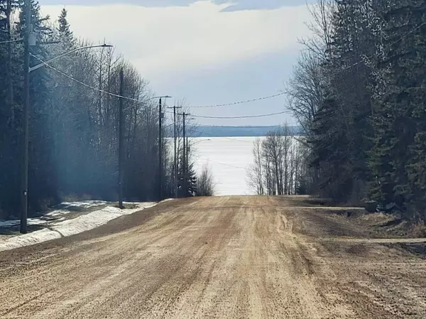 Calling Lake, AB T0H 0G0,3252 Lake View DR