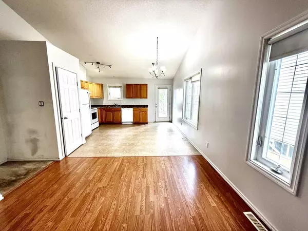Wainwright, AB T9W 0A9,2825 12 AVE