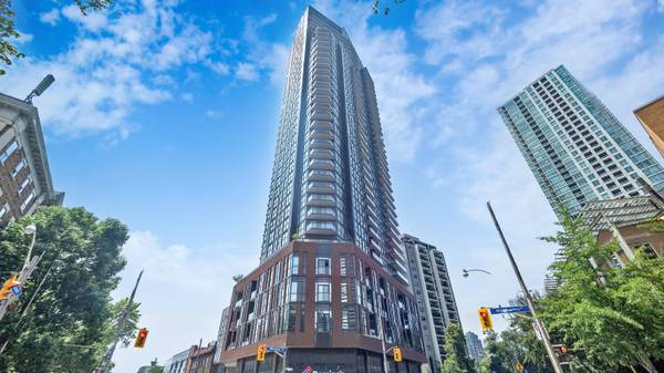 159 Wellesley ST E #1601, Toronto C08, ON M4Y 0H5