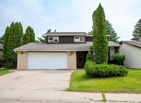 134 Postnikoff CRESCENT, Saskatoon, SK S7M 4Z3