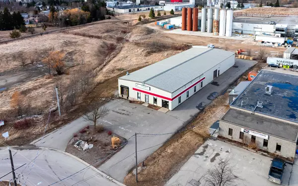 21 Stewart CT, Orangeville, ON L9W 3Z9