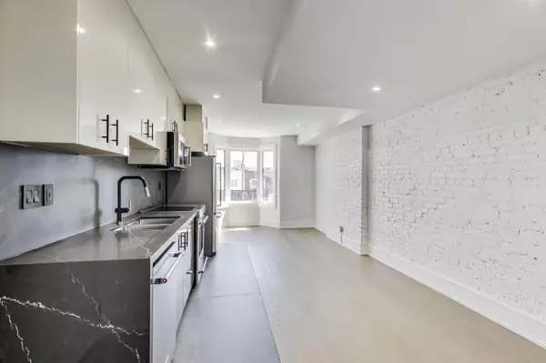 Toronto W01, ON M6K 1A9,18 Springhurst AVE #Unit 1