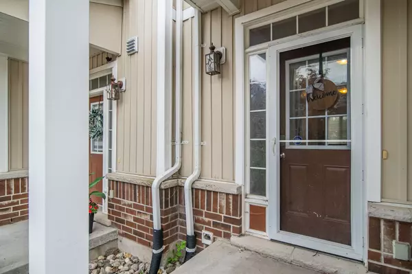 Kingston, ON K7K 0C8,903 Ascot LN