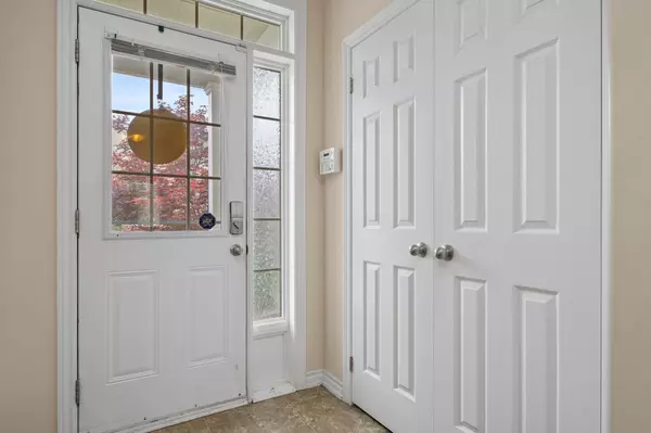 Kingston, ON K7K 0C8,903 Ascot LN