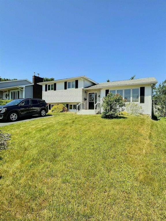 4 Oxford Crescent, Mount Pearl, NL A1N 2X7