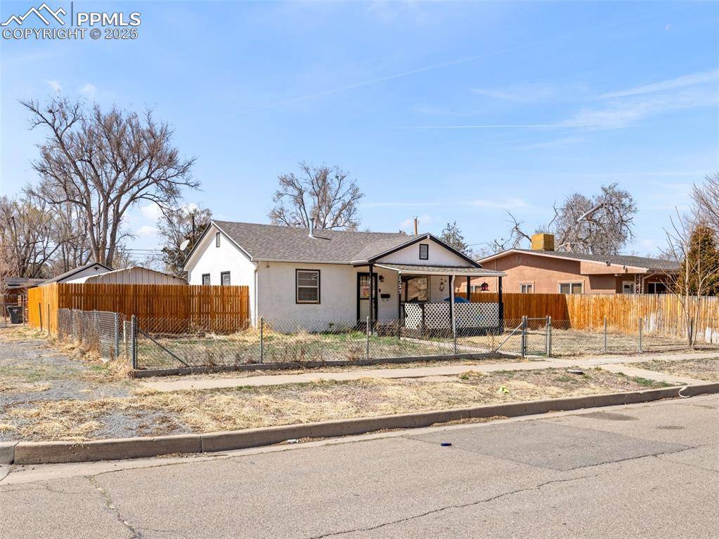 Pueblo, CO 81004,1327 Bragdon AVE